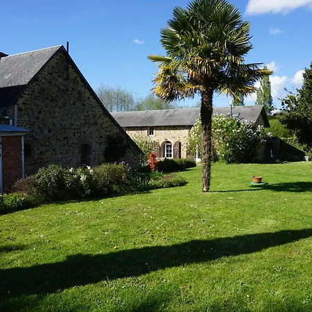 Le Petit Lustucru 펜션 Saint-Martin-des-Champs (Manche)