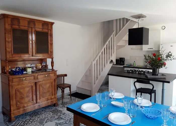 Le Petit Lustucru * Saint-Martin-des-Champs (Manche)